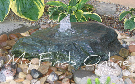 DIY Natural Stone Garden Fountain / myfindsonline.com