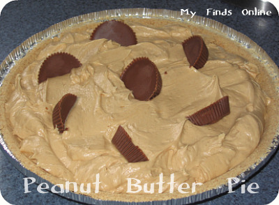 Perfect Peanut Butter Pie / myfindsonline.com