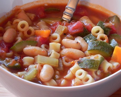 Hearty Tomato Minestrone Soup