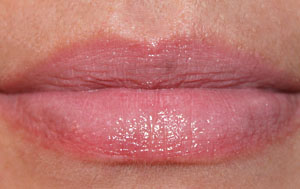 YSL Rouge Pur Couture glossy stain Rose Pastelle swatch