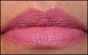 Maybelline Color Sensational Tigerlily Treat Lipstick swatch