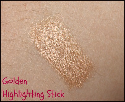 Revlon Golden Highlighting Stick swatch