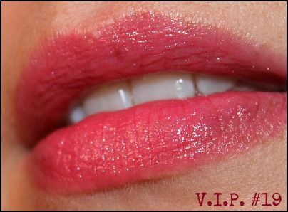 Sephora Rouge Shine Lipstick #19 VIP swatch