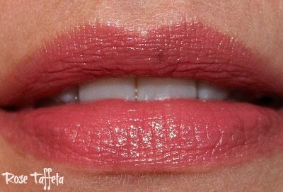 L'Oreal Colour Riche Caresse Lipstick Rose Taffeta swatch