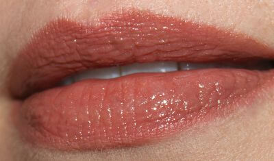 Ofra Lip Gloss Swatch in Truffle / myfindsonline.com