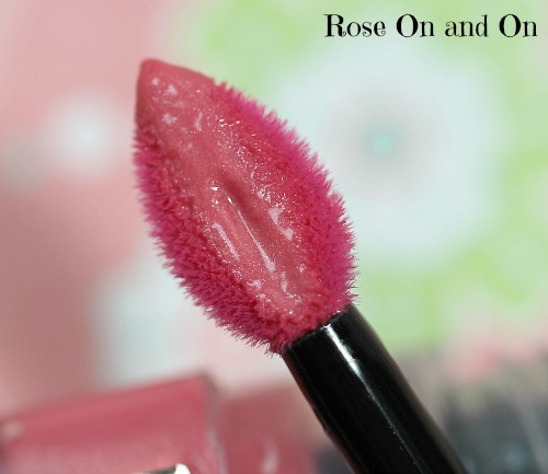 L'Oreal Colour Riche Caresse Wet Shine Stain in Rose On and On