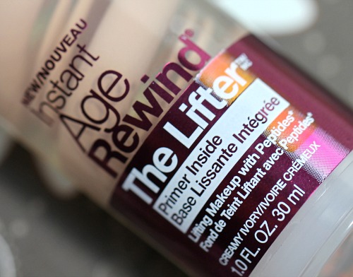 Maybelline The Lifter Instant Age Rewind Lifting Foundation With Peptides