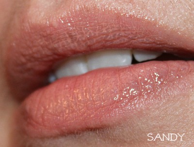 buxom sandy lip polish swatch