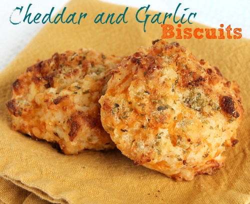 Red Lobster Inspired Cheddar and Garlic Biscuit Recipe