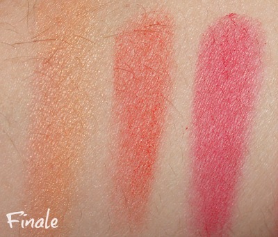 Stila Finale Countless Color Pigments swatched