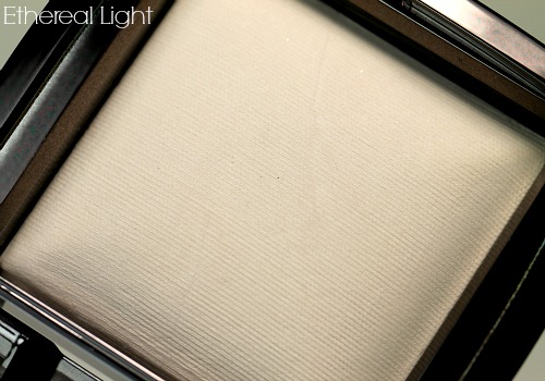Hourglass Ethereal Light Ambient Lighting Powder
