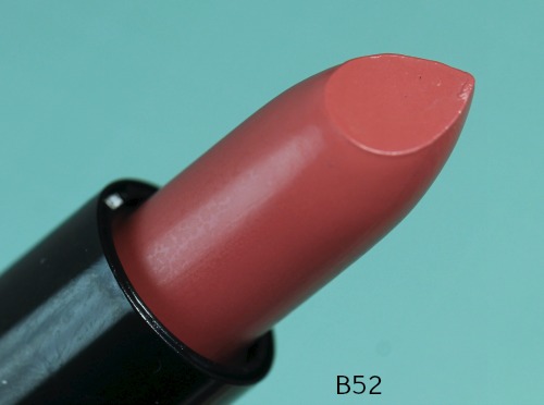 NYX Round Lipstick in B52