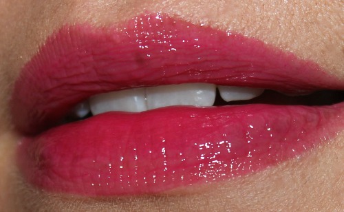 Shara Shara Tinted Style Lip Gloss Swatch in Fuchsia Pink