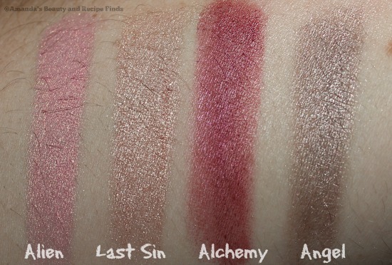 Urban Decay Vice3 Eyeshadow Palette Swatches