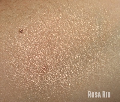 Rosa Rio: NYC Sun 'n' Bronze Bronzing Powder Swatch