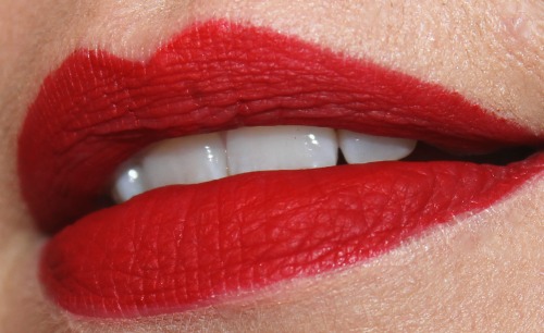 Sephora Cream Lip Stain Swatch in Always Red / myfindsonline.com