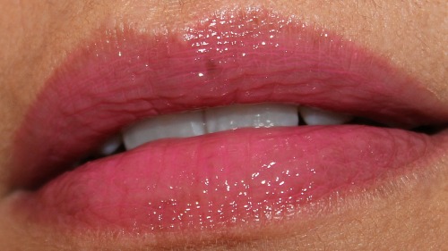 Sephora Ultra Shine Lip Gel Swatch in Pin Up Pink / myfindsonline.com