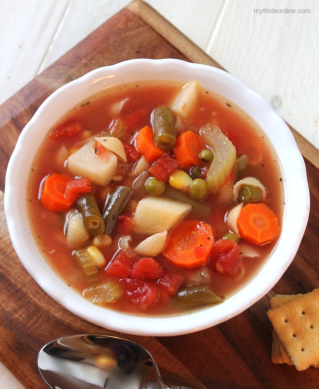 Crockpot Vegetable Soup / myfindsonline.com