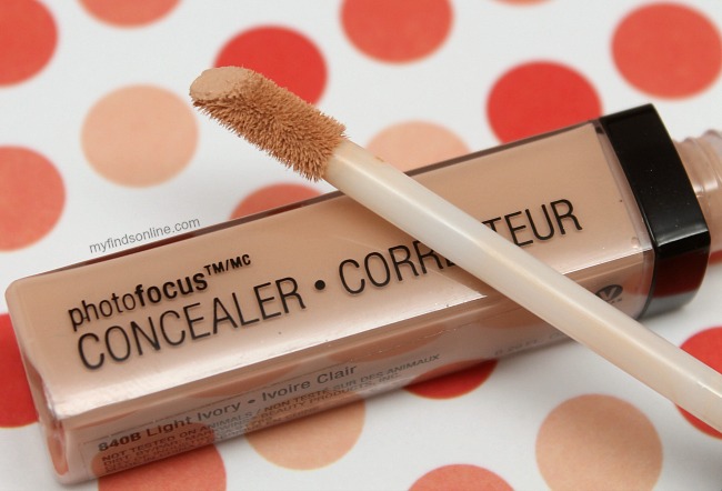 Wet N Wild Photo Focus Concealer Review, Pics and Swatches / myfindsonline.com