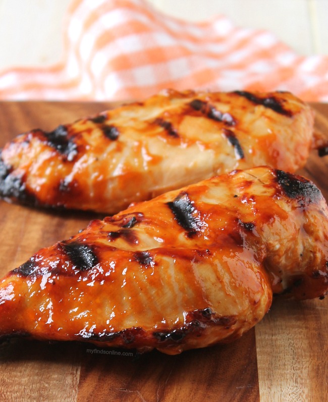 Honey BBQ Grilled Chicken Breasts / myfindsonline.com