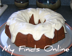 Pumpkin Spice Cake With Buttercream Frosting Recipe / myfindsonline.com