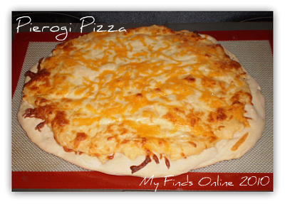 Easy Homemade Pierogi Pizza / myfindsonline.com