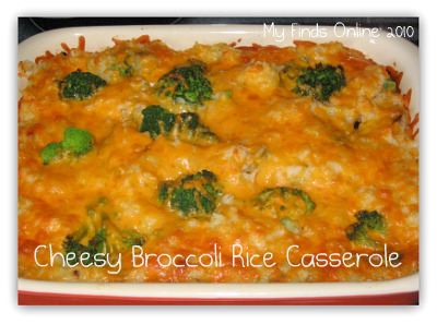 Cheesy Broccoli Rice Casserole / myfindsonline.com