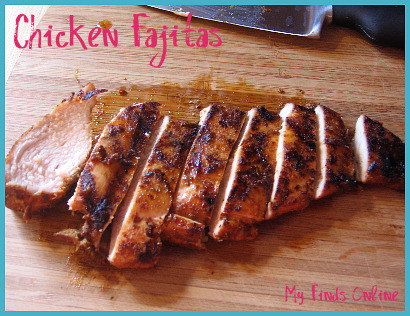 Grilled Chicken Fajitas / myfindsonline.com