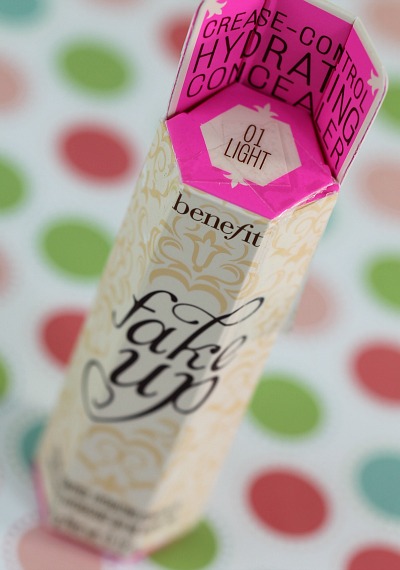 Benefit Fake Up Crease-Control Hydrating Concealer