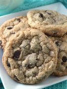 Copycat DoubleTree Chocolate Chip Cookies